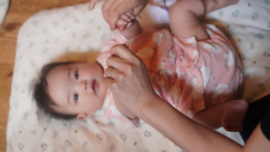 赤ちゃんの肩のリラックスは大切です